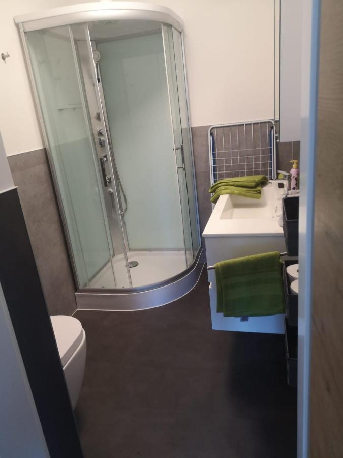 Homew4 - Rosen Apartment Hoheneich エクステリア 写真