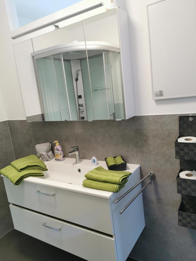 Homew4 - Rosen Apartment Hoheneich エクステリア 写真
